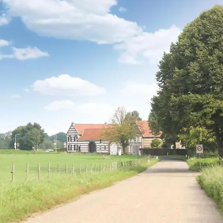 Holiday home Nieuwhuis *