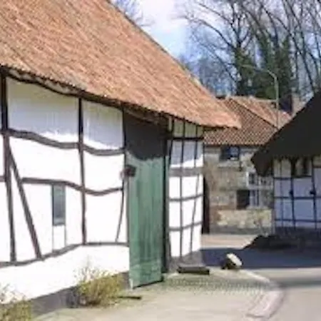Holiday home Nieuwhuis Nuth