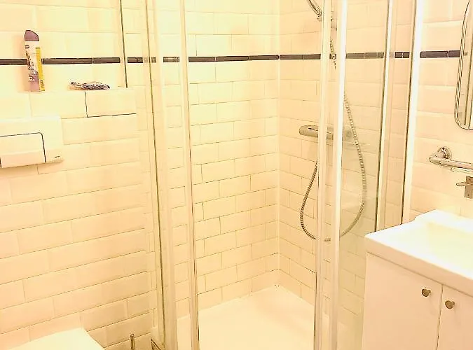 Nieuwhuis بيت للعطل