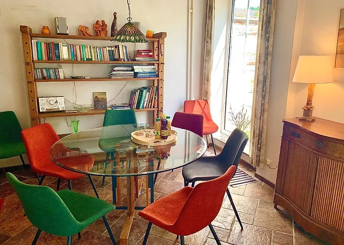 新居纳斯度假屋 度假居